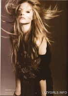 Avril Lavigne : avril_lavigne_1254014049.jpg