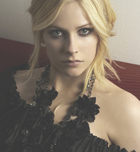Avril Lavigne : avril_lavigne_1259827598.jpg