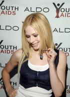 Avril Lavigne : avril_lavigne_1266472197.jpg