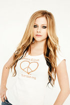 Avril Lavigne : avril_lavigne_1270155752.jpg