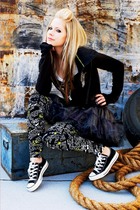 Avril Lavigne : avril_lavigne_1272241572.jpg