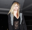Avril Lavigne : avril_lavigne_1273432917.jpg