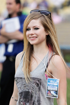 Avril Lavigne : avril_lavigne_1279895590.jpg
