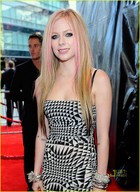 Avril Lavigne : avril_lavigne_1290458583.jpg