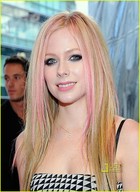 Avril Lavigne : avril_lavigne_1290458588.jpg