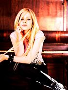 Avril Lavigne : avril_lavigne_1292595430.jpg