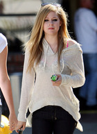 Avril Lavigne : avril_lavigne_1293155594.jpg
