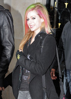 Avril Lavigne : avril_lavigne_1297398544.jpg