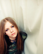 Avril Lavigne : avril_lavigne_1297719149.jpg