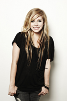 Avril Lavigne : avril_lavigne_1299367891.jpg