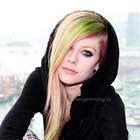 Avril Lavigne : avril_lavigne_1300294813.jpg