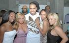 Chris Brown : TI4U_u1300812186.jpg