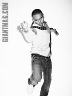 Chris Brown : chris_brown_1211129587.jpg