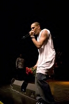 Chris Brown : chris_brown_1213881574.jpg
