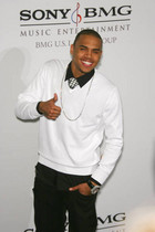 Chris Brown : chris_brown_1214470825.jpg