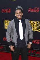 Chris Brown : chris_brown_1214470828.jpg