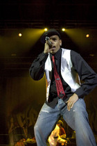Chris Brown : chris_brown_1214471009.jpg