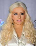 Christina Aguilera : christina-aguilera-1326395234.jpg