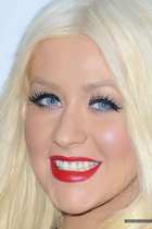 Christina Aguilera : christina-aguilera-1326395408.jpg