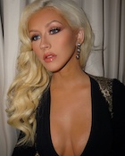 Christina Aguilera : christina-aguilera-1480903741.jpg