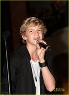 Cody Simpson : cody-simpson-1312735268.jpg