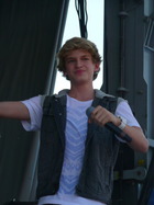 Cody Simpson : cody-simpson-1312735311.jpg