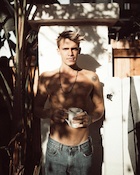 Cody Simpson : cody-simpson-1496362681.jpg