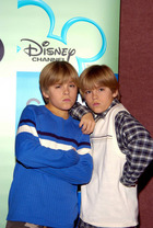 Cole & Dylan Sprouse : cole--dylan-sprouse-1344366792.jpg