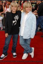 Cole & Dylan Sprouse : cole_dillan_1174663286.jpg