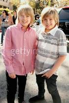 Cole & Dylan Sprouse : cole_dillan_1175465878.jpg