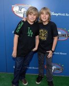 Cole & Dylan Sprouse : cole_dillan_1183951981.jpg