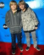 Cole & Dylan Sprouse : cole_dillan_1183951989.jpg