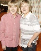 Cole & Dylan Sprouse : cole_dillan_1183952012.jpg