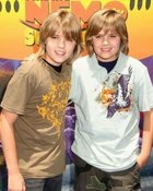 Cole & Dylan Sprouse : cole_dillan_1183952041.jpg