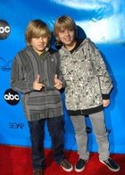 Cole & Dylan Sprouse : cole_dillan_1183952063.jpg