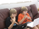 Cole & Dylan Sprouse : cole_dillan_1196634243.jpg