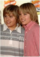 Cole & Dylan Sprouse : cole_dillan_1202435393.jpg
