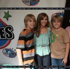 Cole & Dylan Sprouse : cole_dillan_1218743809.jpg