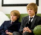 Cole & Dylan Sprouse : cole_dillan_1221584690.jpg