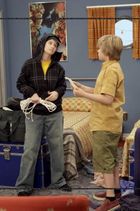 Cole & Dylan Sprouse : cole_dillan_1222746090.jpg