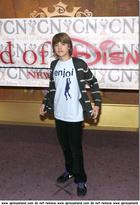 Cole & Dylan Sprouse : cole_dillan_1236615263.jpg