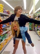 Cole & Dylan Sprouse : cole_dillan_1244229370.jpg