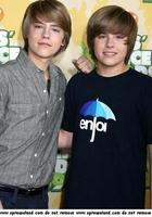 Cole & Dylan Sprouse : cole_dillan_1247871005.jpg