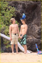 Cole & Dylan Sprouse : cole_dillan_1249387333.jpg