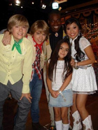 Cole & Dylan Sprouse : cole_dillan_1253128707.jpg