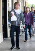 Cole & Dylan Sprouse : cole_dillan_1262801878.jpg