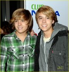 Cole & Dylan Sprouse : cole_dillan_1264112826.jpg