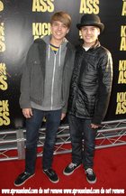 Cole & Dylan Sprouse : cole_dillan_1271288922.jpg