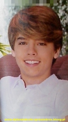 Cole & Dylan Sprouse : cole_dillan_1279372382.jpg