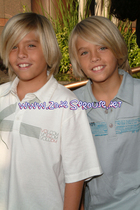 Cole & Dylan Sprouse : picstigercruisebig42.jpg